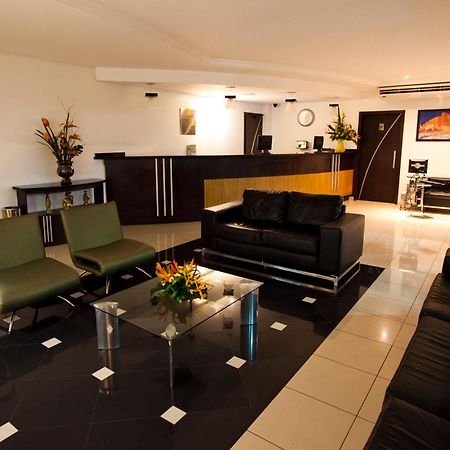 Hotel Sansaed Куаба Екстериор снимка